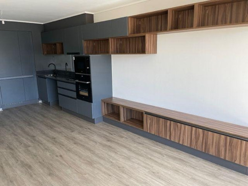 Raul Labbe/amplia Terraza/1 Dormitorio/portal/