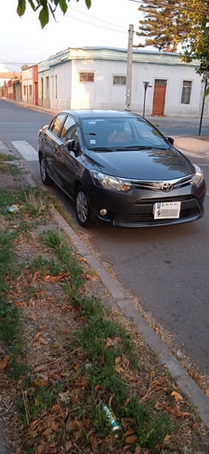 Toyota Yaris Lei Sedan