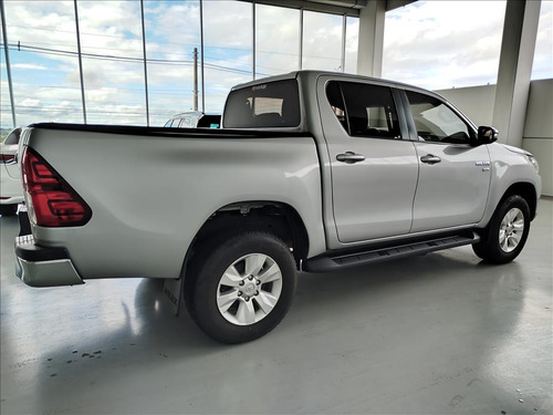 Toyota Hilux 2.7 SRV 4X4 CD 16V FLEX 4P AUTOMÁTICO