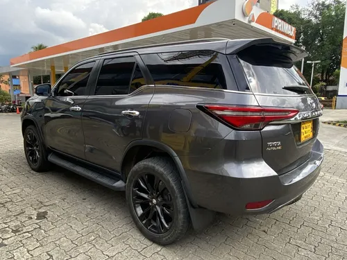 Toyota Fortuner 2.4 Srv Diesel 2022