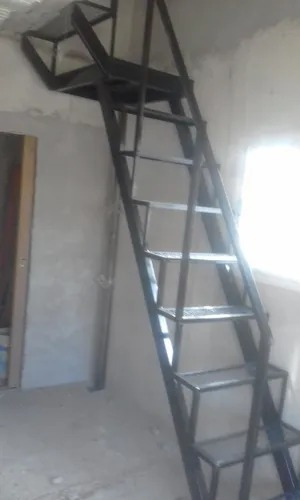Imagen 8 de 10 de Herrero Escaleras Rejas Portones Reparaciones Soldaduras