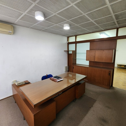 Alquiler Oficina O Consultorio En Centro De Montevideo 60mts2.