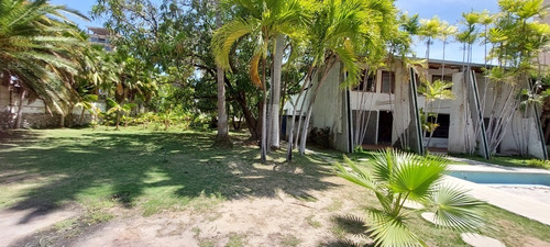 Imagen 5 de 6 de Casa En Venta Urb. Caraballeda C-19756