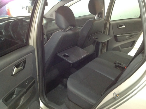 Imagem 8 de 9 de Volkswagem Spacefox 1.6 Highline Flex
