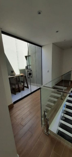 Imagem 12 de 16 de Sobrado Na Mooca Com 3 Dorms Sendo 1 Suíte, 2 Vagas, 170m² - So0915