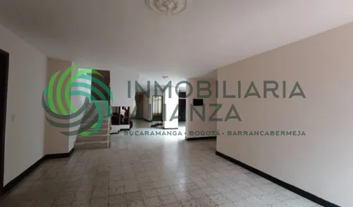 Casa En Arriendo En Bolarqui. Cod A16437