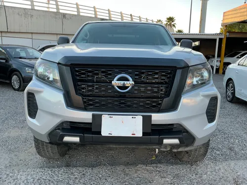 Nissan Frontier 4p DC Diesel L4/2.5/T 4x4 Man
