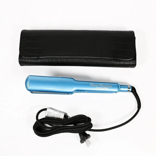 Imagen 3 de 7 de Plancha De Pelo Babyliss Pro Nano Titanium 9559 Babnt9559uz