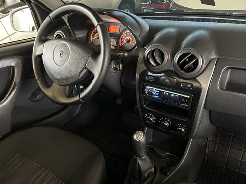 Renault Sandero 1.0 AUTHENTIQUE 16V FLEX 4P MANUAL