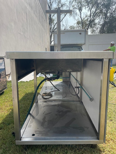 Mesa Bufetera Caliente Industrial Cap/p 8 Insertos (Usado)
