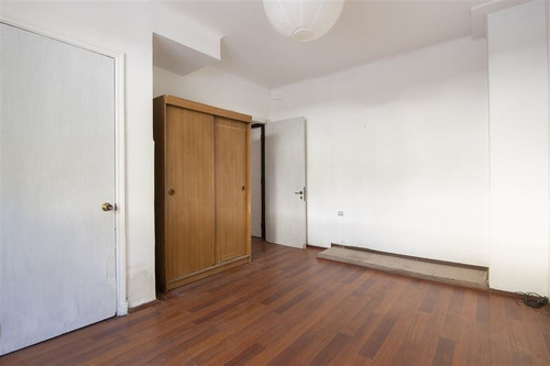 Imagen 2 de 12 de Departamento En Venta De 1 Dorm. En Santiago. Metro B Artes.