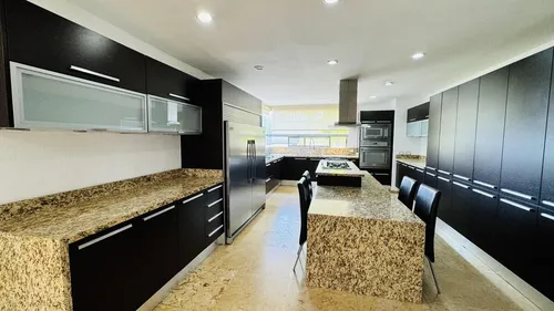 Casa En Venta En Jurica Queretaro Gps