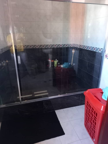 Imagen 5 de 27 de Fernando Perez Alquila Exclusivo Apartamento En Los Mangos Valencia Res Avignon