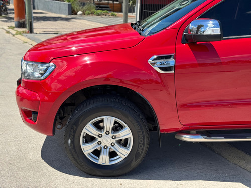 Ford Ranger XLT 4X2 Automatica