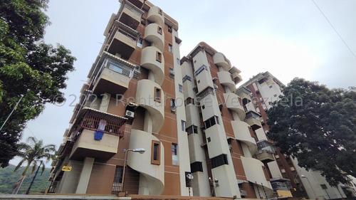 Apartamento Duplex En Venta 160mts Piso Bajo Nela 24-10280