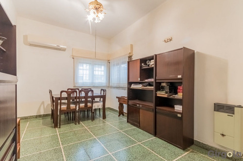 Venta Casa 2 Dormitorios Moreno Con Cochera