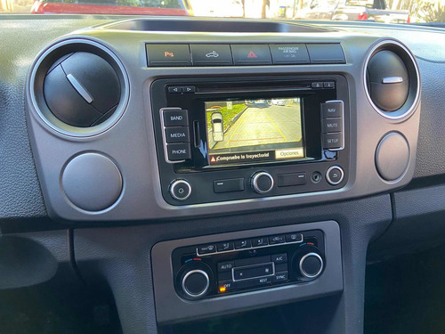 Imagen 4 de 8 de Volkswagen Amarok 2015 2.0 Cd Tdi 4x2 Highline Pack At C34