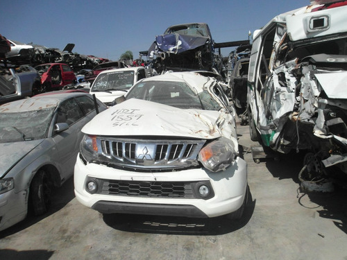 Imagen 1 de 5 de L200 Partes.