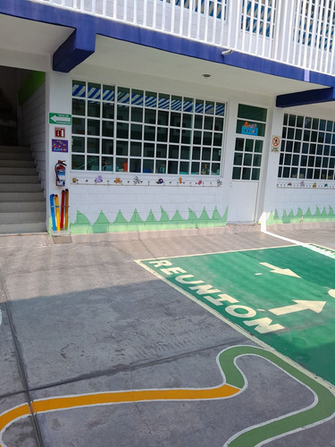 Local Para Escuela U Oficinas