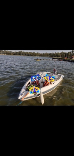 Imagen 15 de 18 de Lancha+ Motor Yamaha 70hp4t 1*mano Nuevo Precio Sin Trailer