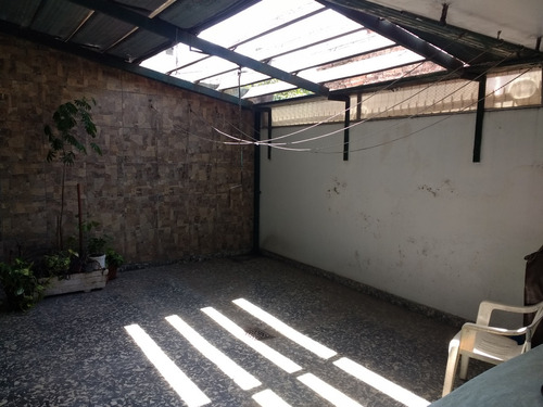 Vendo Casa Antigua, Ideal Instituciones O Constructoras, Zona Céntrica La Plata!