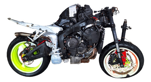 Sucata Honda Cbr 600 Rr Ano 2007 Para Retirada De Peças (Usado)