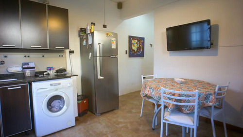 Chalet Estilo Inglés De 3 Dorm. Banfield Este.