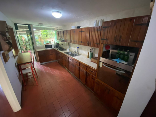 Imagen 8 de 25 de Venta De Casa En Los Chorros, Calle El Rosario, Municipio Secre