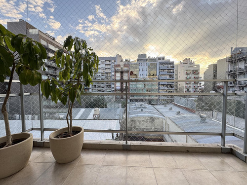 Alquiler Amoblado: Ambiente Y Medio Con Cochera En Excelente Estado! No Temporal