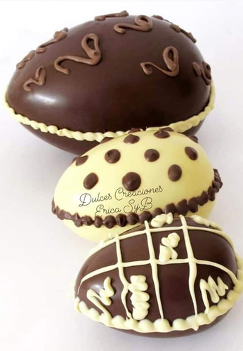 Huevo De Pascua 21cm C/ Bombones Decorado En Chocolate 500g