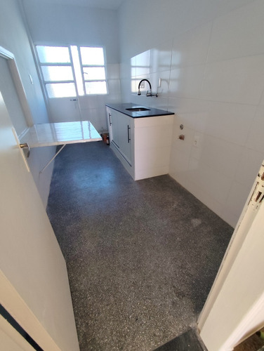 Santa Lucia Y S Quintín Amplio 2 Dorm Balcon $ 25000 Gt 2300