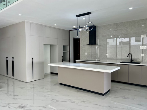 Casa En Venta En Privada Tamara