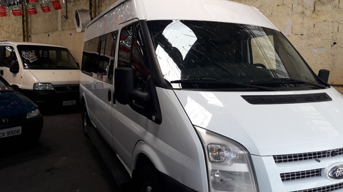 Imagem 4 de 11 de Ford Transit 2.2 14lug. 350l Bus 2012