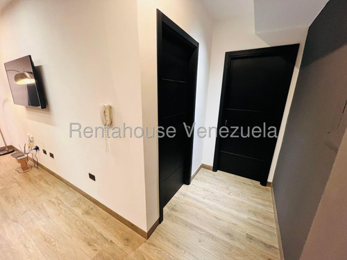 Apartamento En Venta Urb San Isidro Maracay 25-19634 Jecg