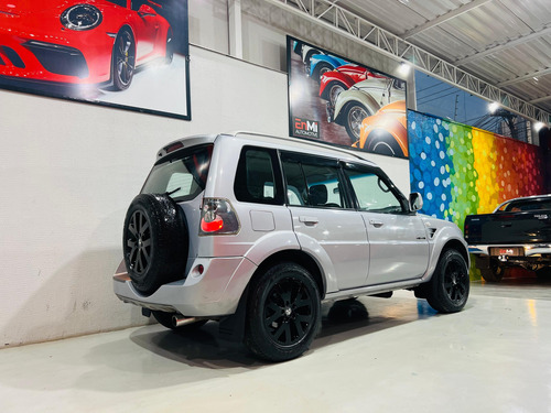 Mitsubishi Pajero TR4 2.0 4X4 FLEX AUTOMÁTICO