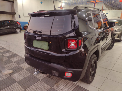 Jeep Renegade 1.8 Flex Aut. 5p 6 marchas