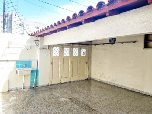 Imagen 2 de 9 de Departamento Tipo Casa En Venta En Valentin Alsina