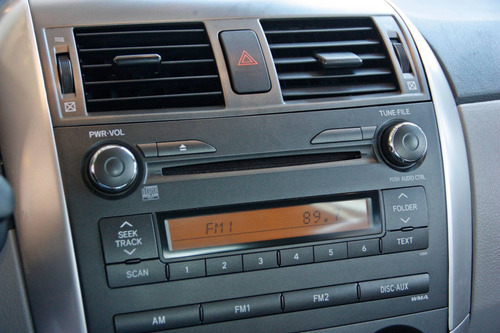 Toyota Corolla 1.8 Gli 16v Flex 4p Automático