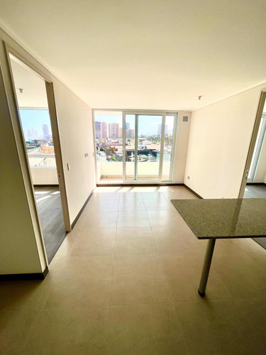 Arriendo Departamento (nuevo) Edificio Paradise Playa Brava