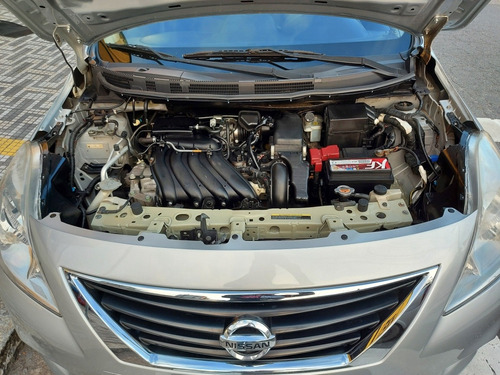 Nissan Versa 1.6 16v Sl Flex 4p