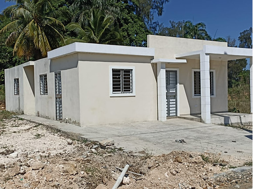 Casa Económica En Venta Km 17 Aut Duarte 