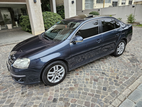 Volkswagen Vento 2.5 Luxury Wood Tiptronc 170cv