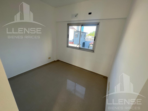 Departamento 3 Ambientes Con Cochera Y Parrilla En Venta - Berazategui