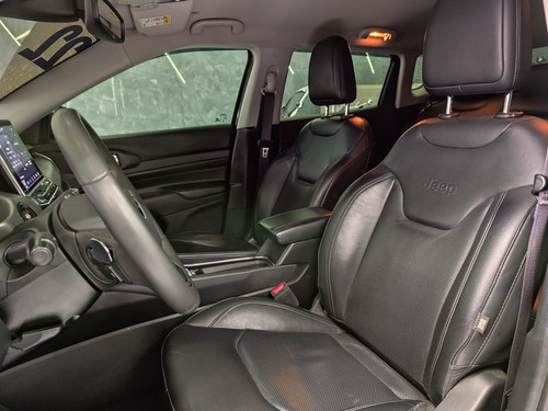 Jeep Compass LONG. T270 1.3 TB 4x2 Flex Aut.