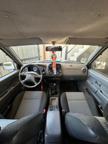 Nissan NP300 2.5 Cabina Doble 133cv 4x2