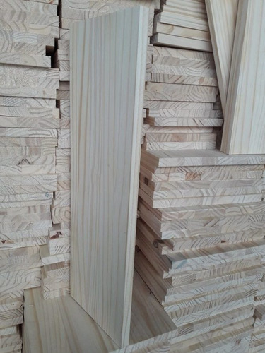 Imagem 3 de 4 de Prateleira Painel Madeira Pinus Aparelhada Lixada 30x 2.00mt