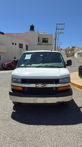 Chevrolet Express 6.0ls C 15 Pas At