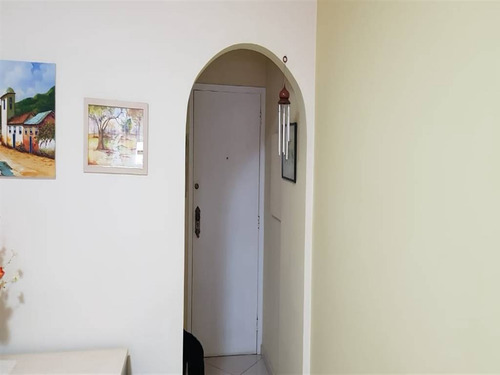 Imagem 12 de 30 de Apartamento A Venda Com 2 Dormitorios , 1 Suite, 2 Banheiros , Dependencia De Empregada , Vaga De Garagem. Predio Com Elevador E Salao De Festas. - Hm3372