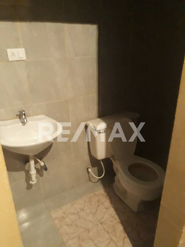 Imagen 7 de 20 de Se Vende Casa, Local Comercial Y Fondo De Comercio En El Sector La Manga, Calle Carvajal