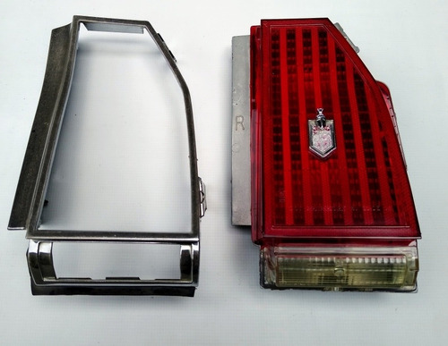 Calavera Derecha Con Bisel Monte Carlo 1981 1986 Original (Usado)